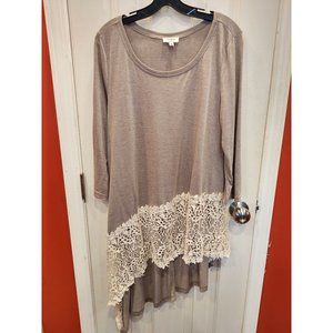 Umgee Womens Tunic Top L Gray Lace Boho Blouse Scoop Neck Crochet